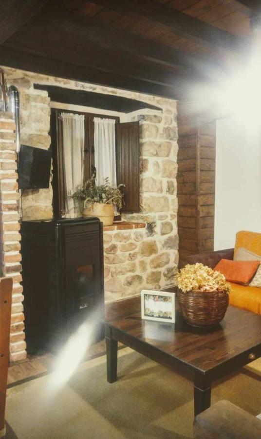 La Gesta Picos De Europa Villa Poo  Eksteriør billede