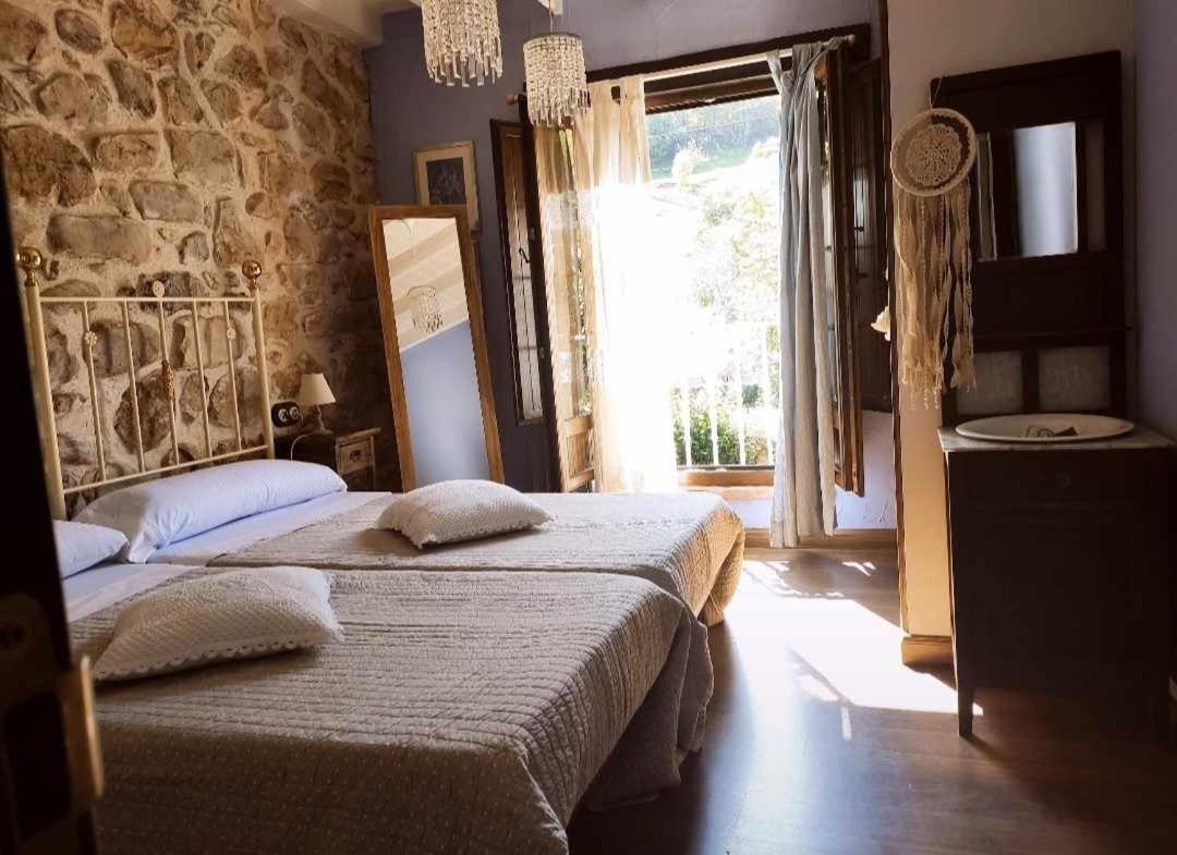 La Gesta Picos De Europa Villa Poo  Eksteriør billede