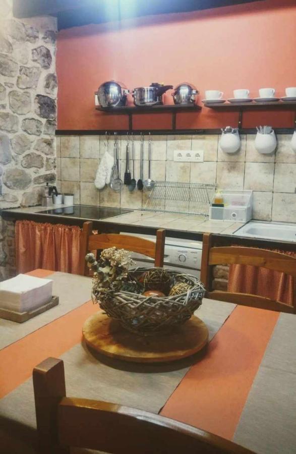 La Gesta Picos De Europa Villa Poo  Eksteriør billede